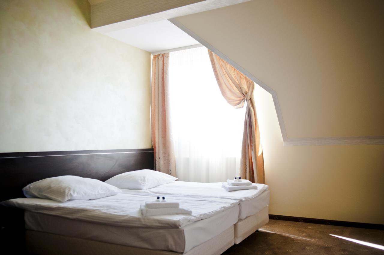 Hotel Olenka Szydlowiec Room photo
